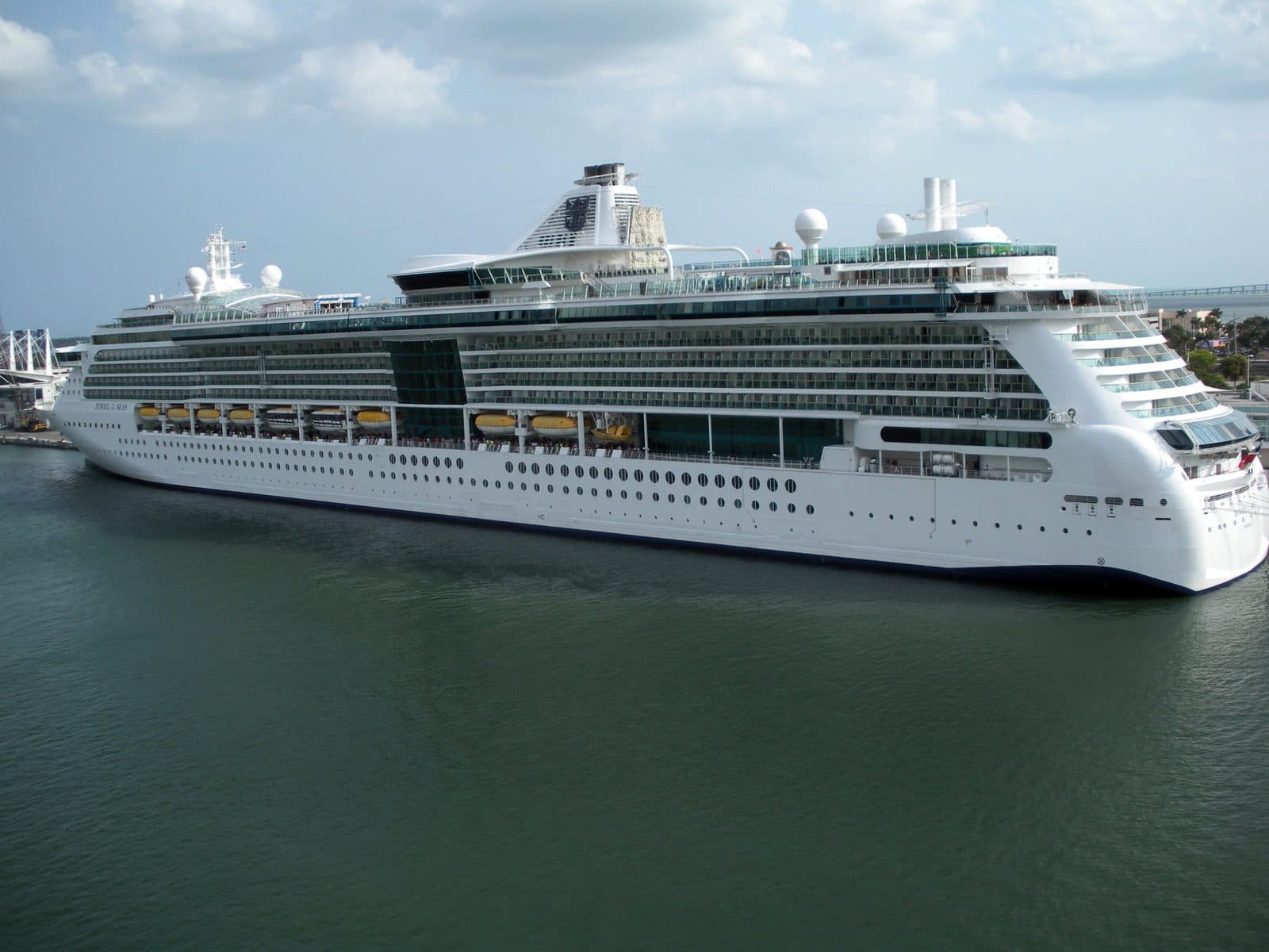 Jewel of the Seas, Bahamas